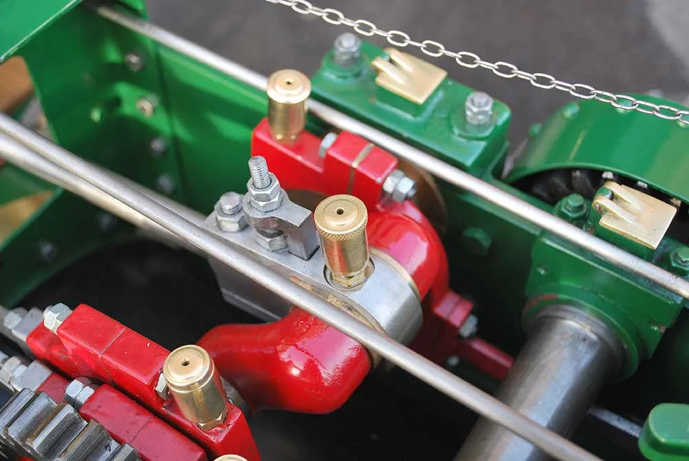 4 inch scale Garrett traction engine c/w trailers
