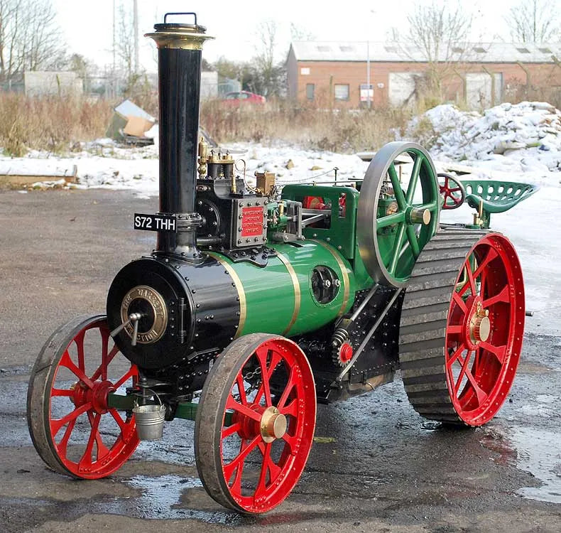 4 inch scale Garrett traction engine c/w trailers