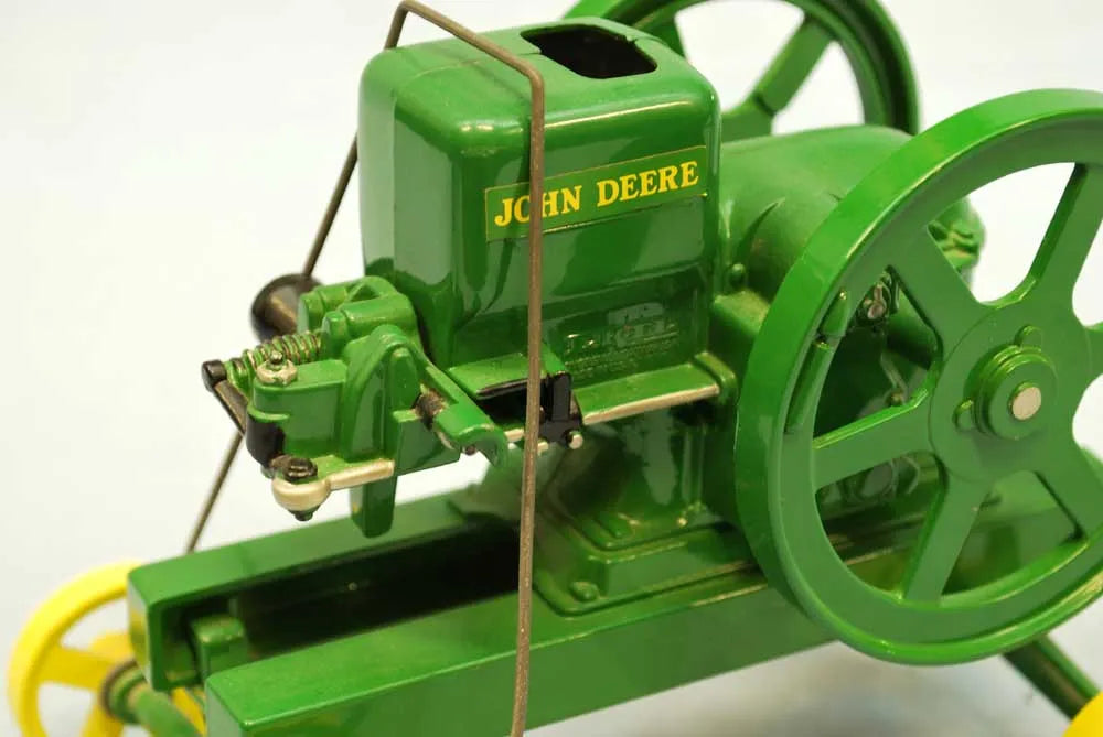 Display model John Deere open crank engine