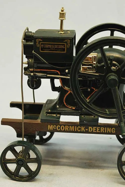 Display model John Deere open crank engine