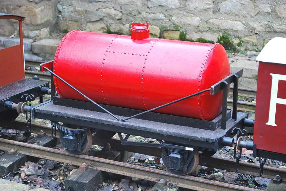 7 1/4 inch gauge tanker wagon