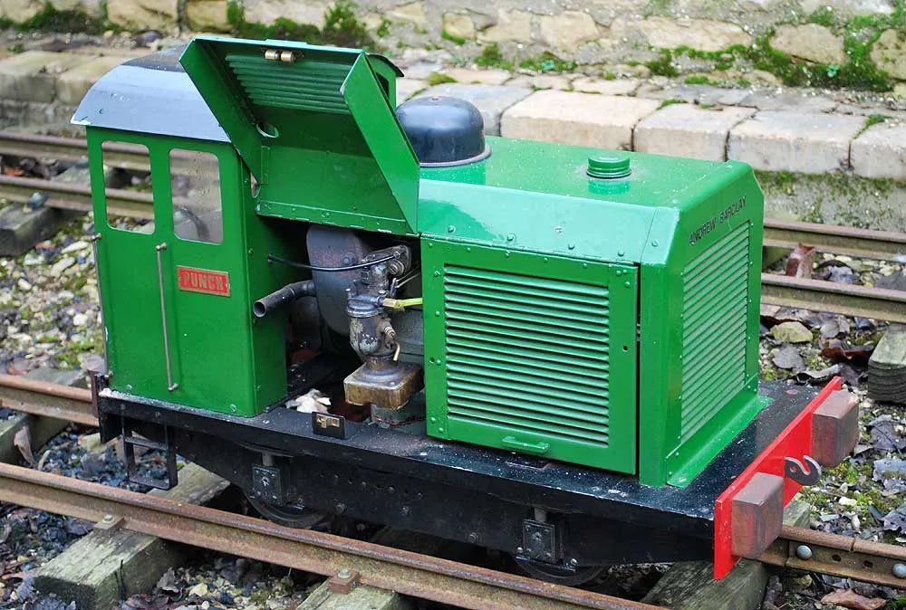 7 1/4 inch gauge petrol shunter "Punch"