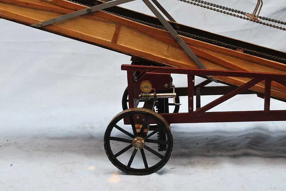1 inch scale "Minnie" Traction engine with implements