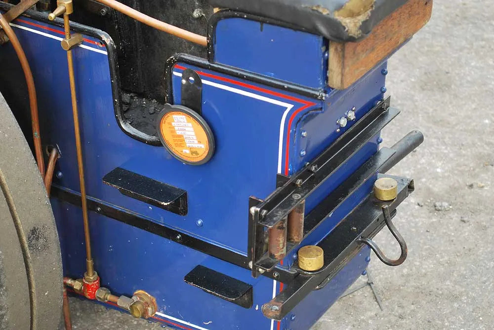 4 inch scale freelance traction engine