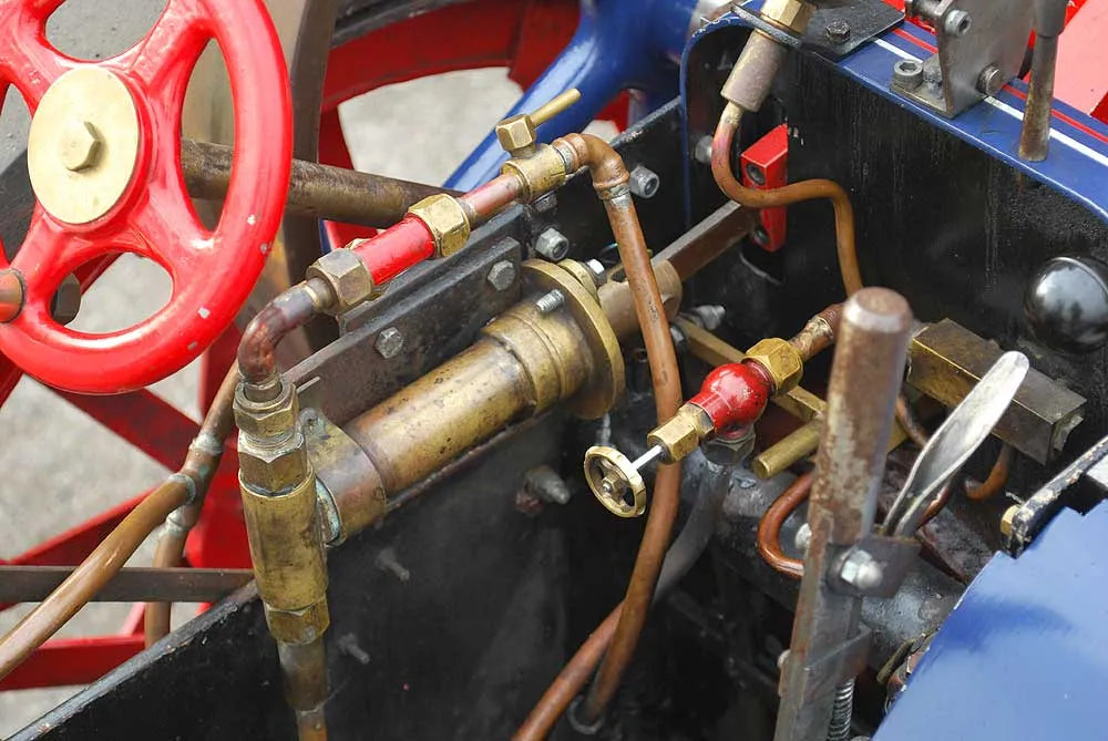 4 inch scale freelance traction engine