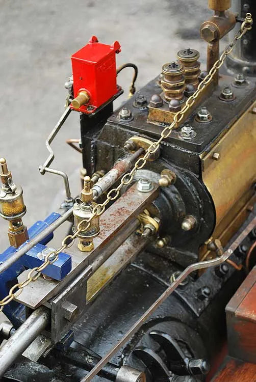 4 inch scale freelance traction engine
