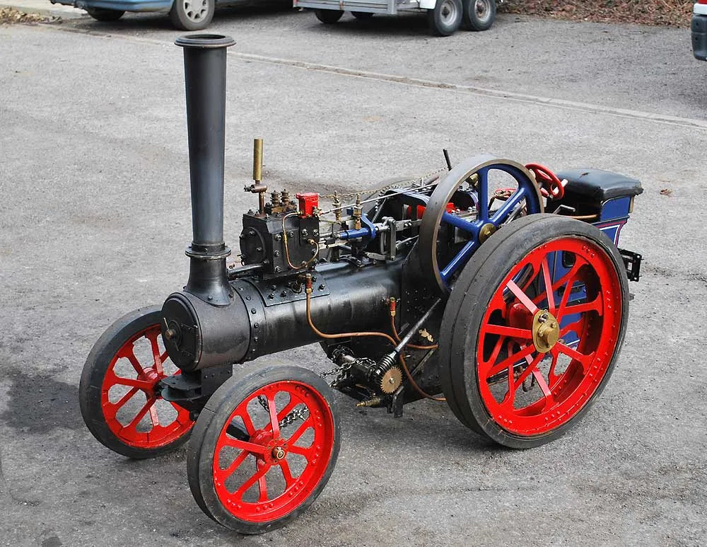 4 inch scale freelance traction engine