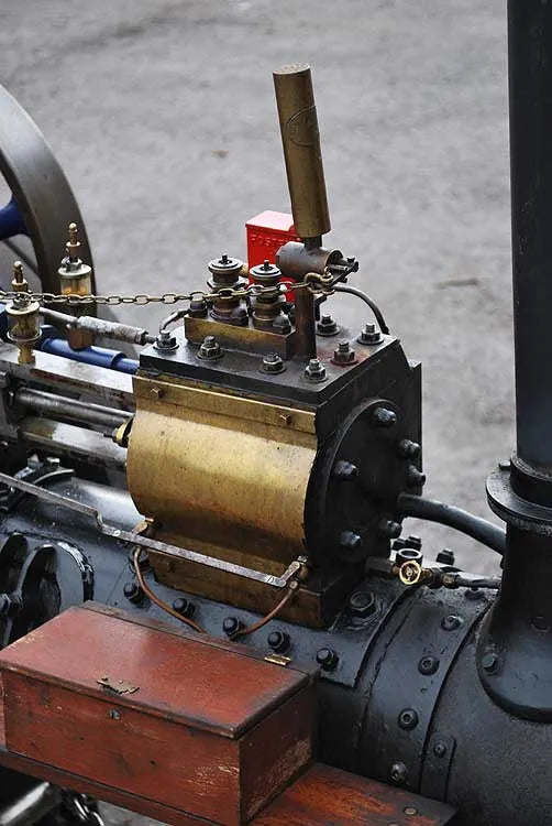 4 inch scale freelance traction engine