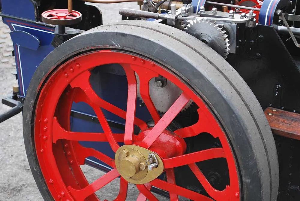 4 inch scale freelance traction engine