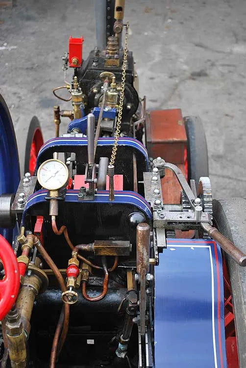 4 inch scale freelance traction engine
