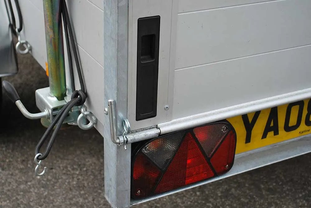 750Kg two wheel trailer