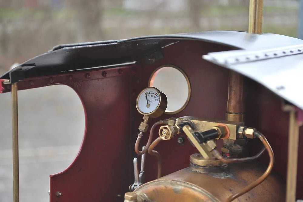 3 1/2 inch gauge Hunslet 0-4-0ST "Conway"