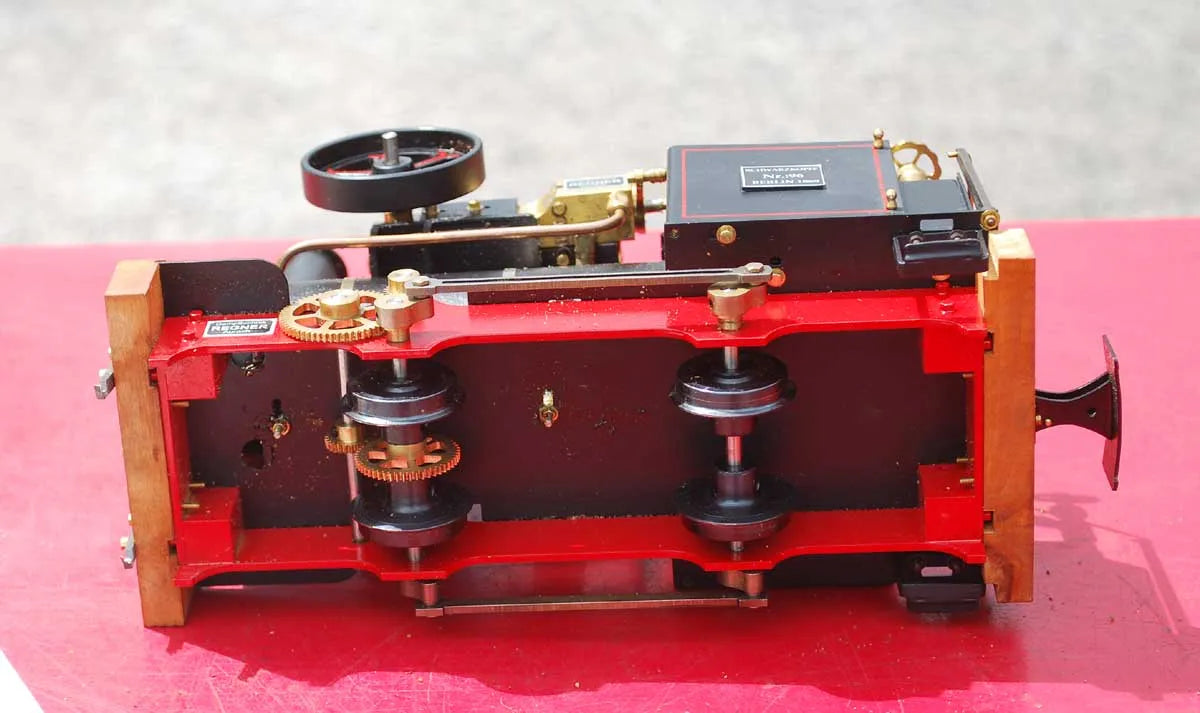 Gauge 1 Regner Vincent with track
