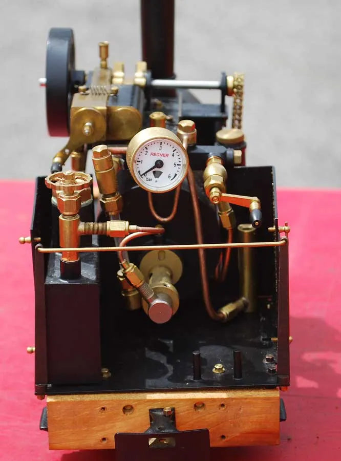 Gauge 1 Regner Vincent with track