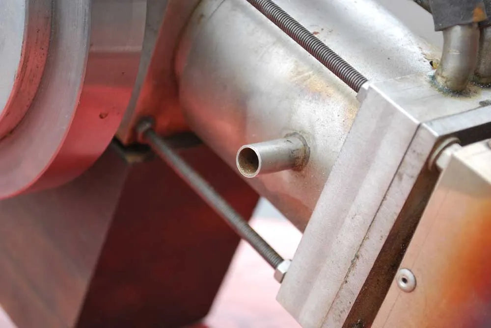 Large pressurised hot air engine