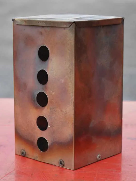 Large pressurised hot air engine