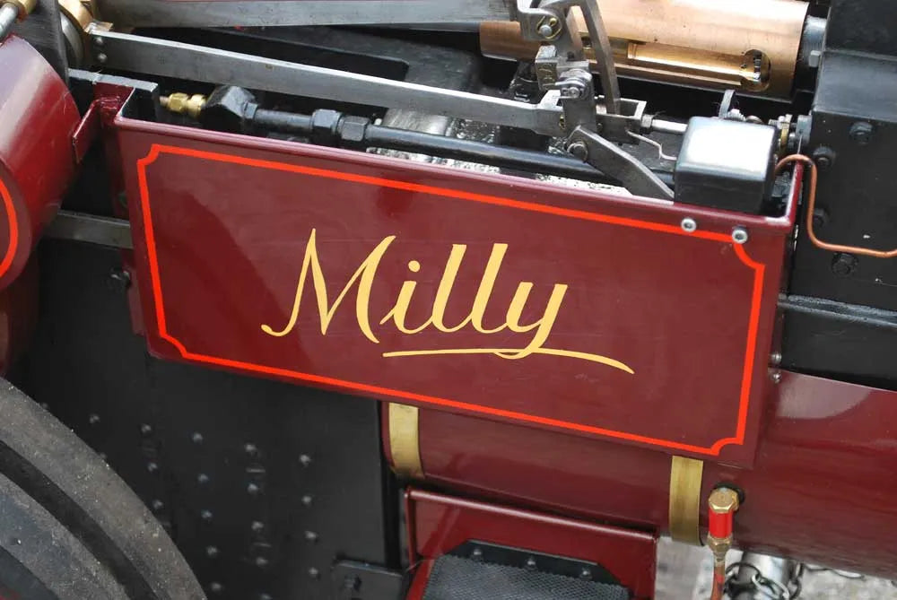 Maxitrak Aveling traction engine