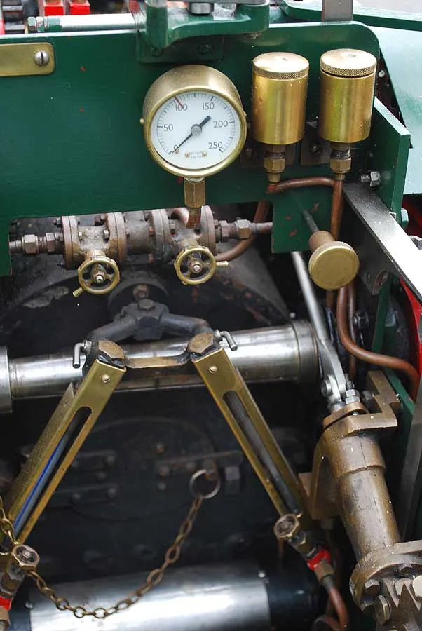 4 inch scale Foster traction engine