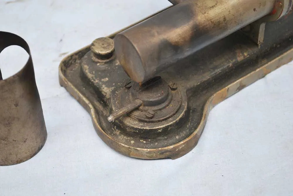 Hot air engine on cast base with wick burner