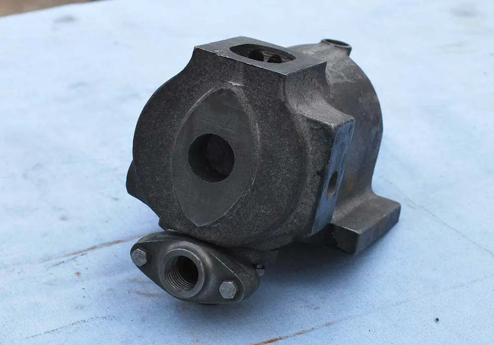 Part-built Gardner open crank engine