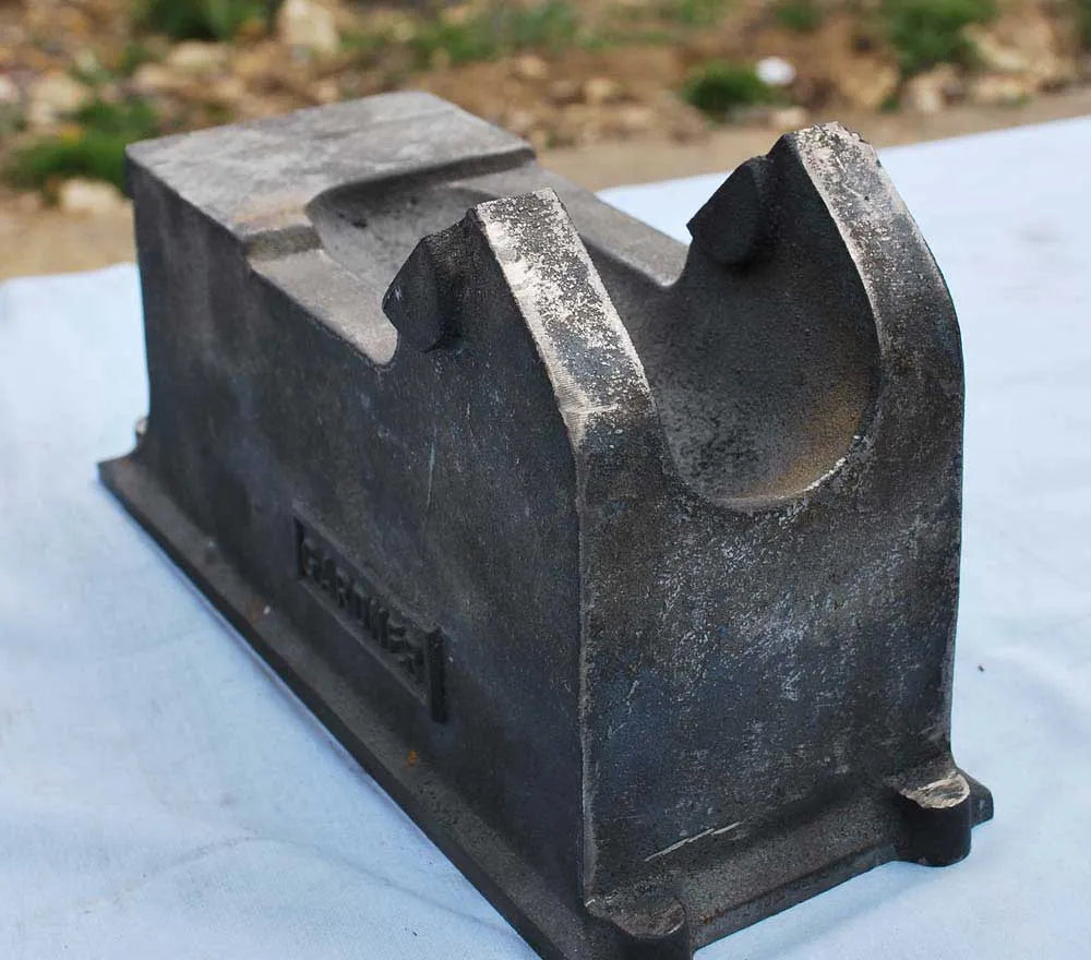 Part-built Gardner open crank engine