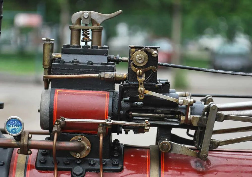 1 1/2 inch scale Aveling & Porter traction engine
