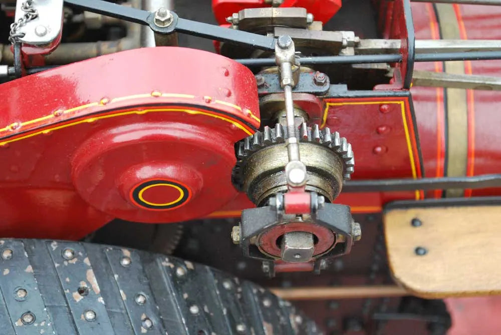 1 1/2 inch scale Aveling & Porter traction engine