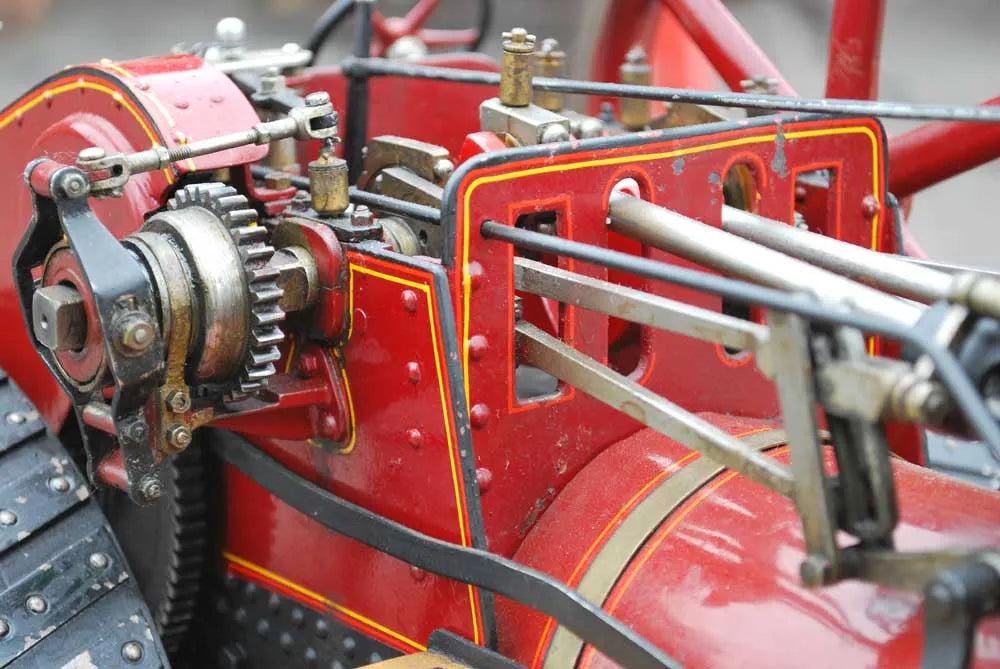 1 1/2 inch scale Aveling & Porter traction engine