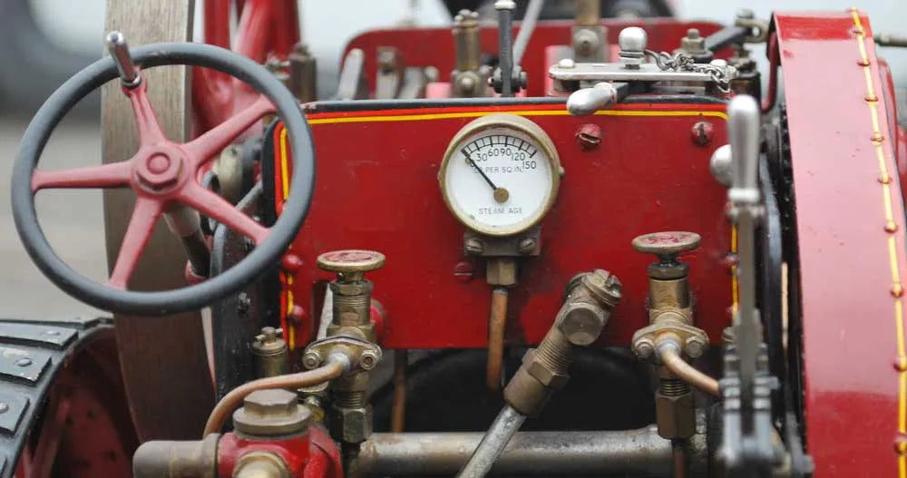1 1/2 inch scale Aveling & Porter traction engine