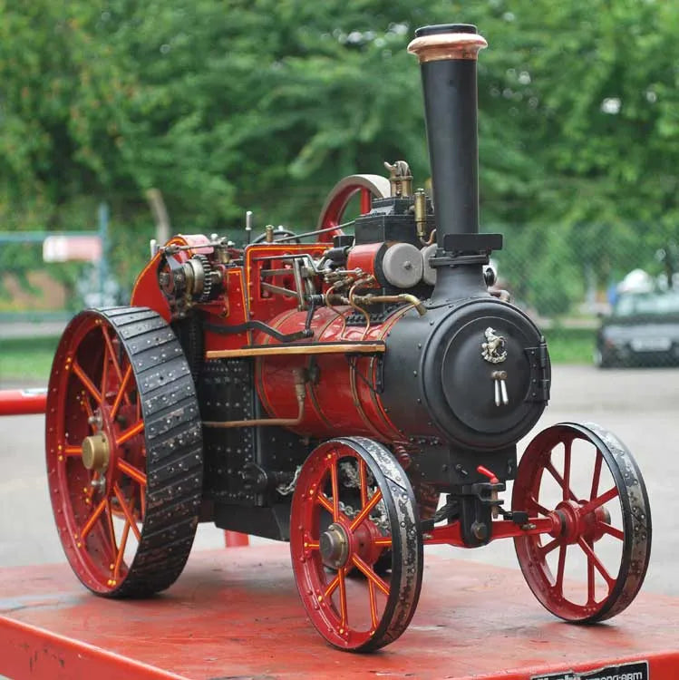 1 1/2 inch scale Aveling & Porter traction engine