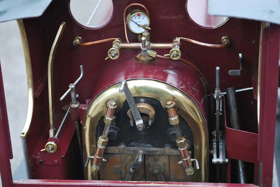 3 1/2 inch gauge Hunslet "Cackler"