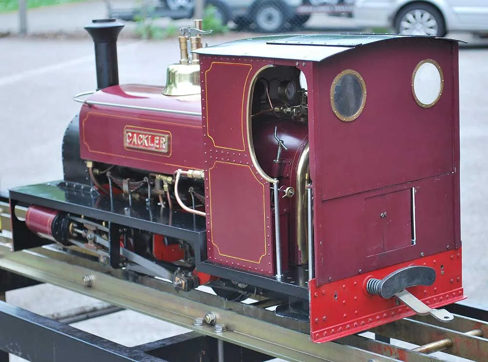 3 1/2 inch gauge Hunslet "Cackler"