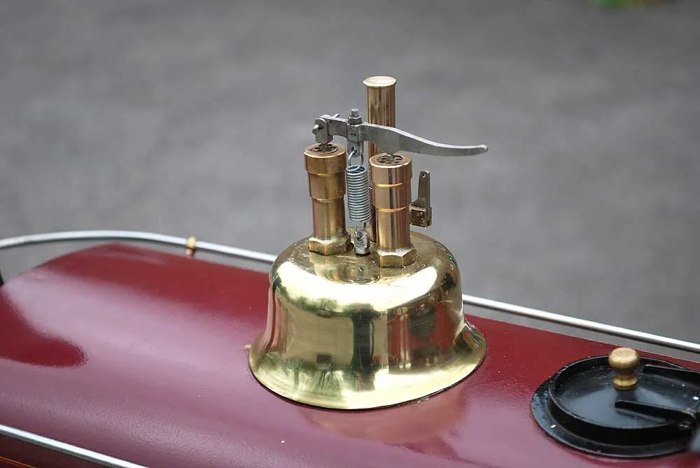 3 1/2 inch gauge Hunslet "Cackler"