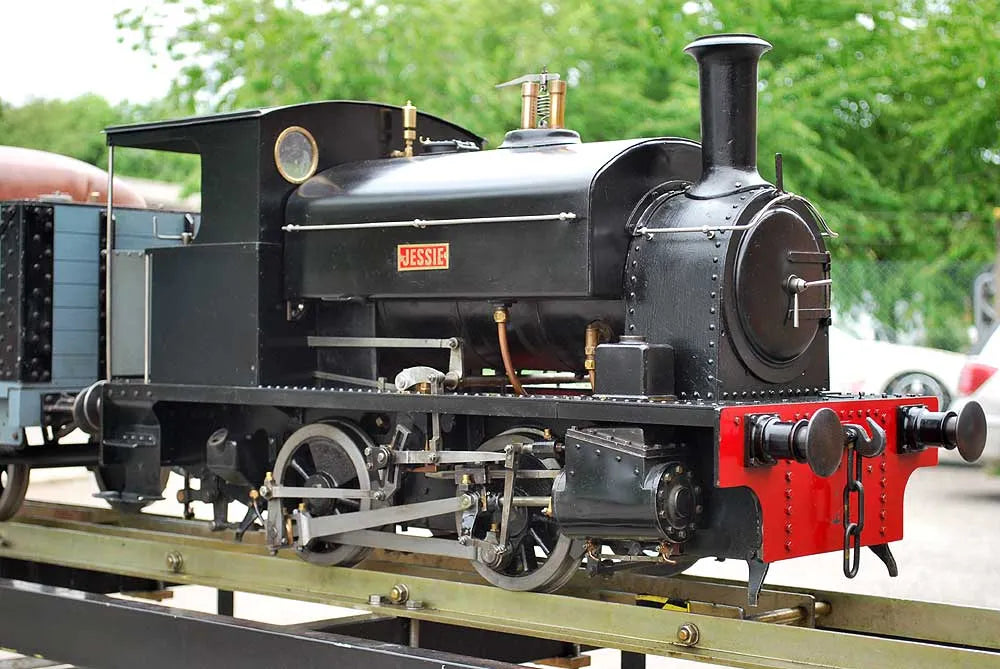 7 1/4 inch gauge "Jessie" with driving truck