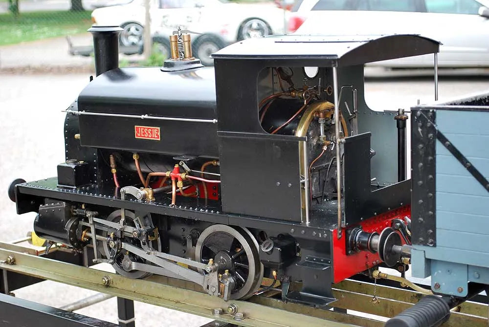 7 1/4 inch gauge "Jessie" with driving truck