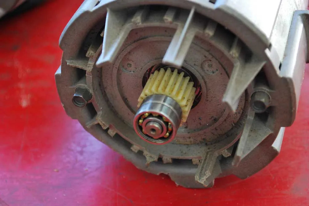Three Sinclair C5 motors