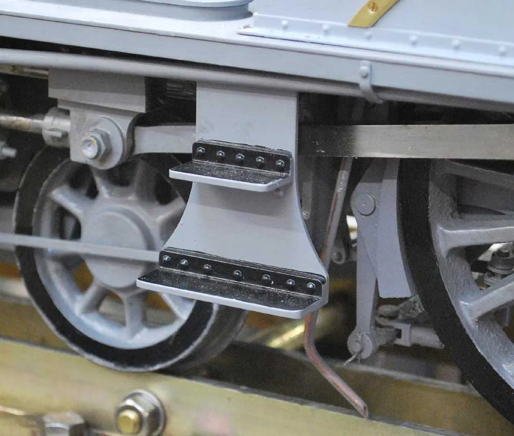 5 inch gauge Adams radial tank