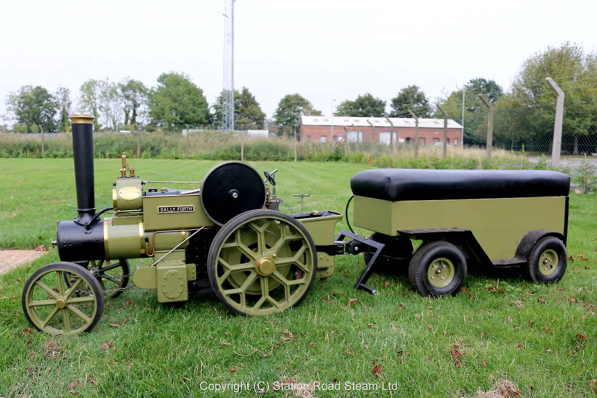 Maxitrak 3 inch scale Aveling traction engine