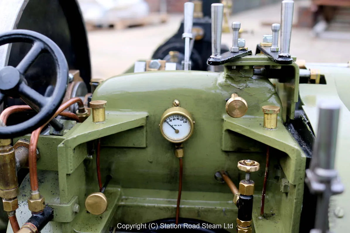 Maxitrak 3 inch scale Aveling traction engine