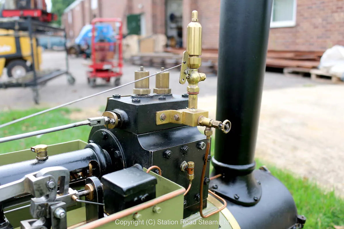 Maxitrak 3 inch scale Aveling traction engine