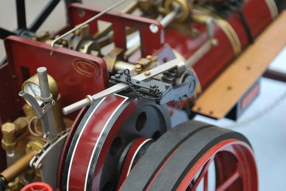Maxitrak 1 inch scale Burrell traction engine