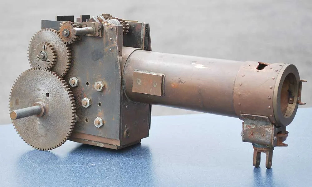 1 inch scale part-built "Minnie"