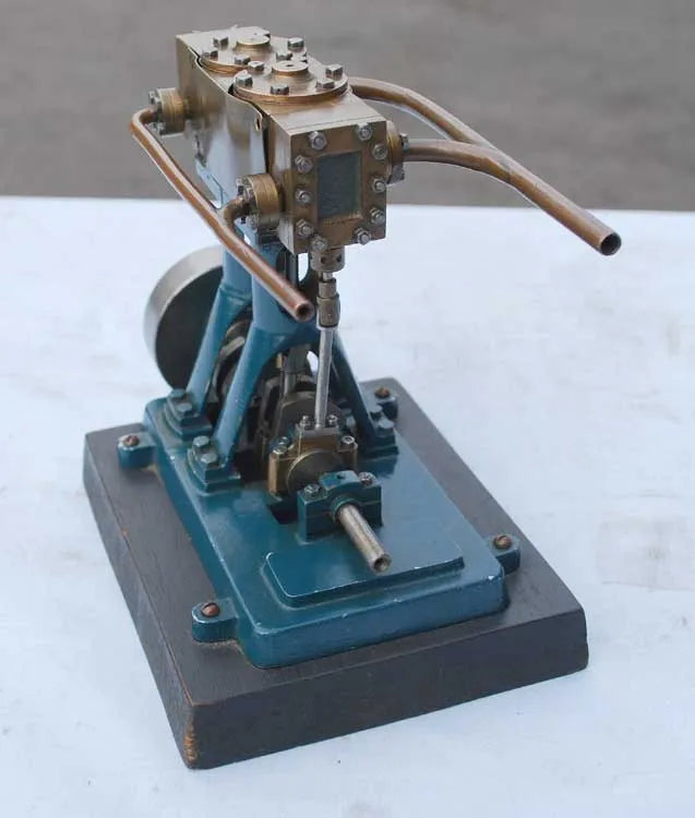 2 cylinder Westbury "Warrior" vertical engine
