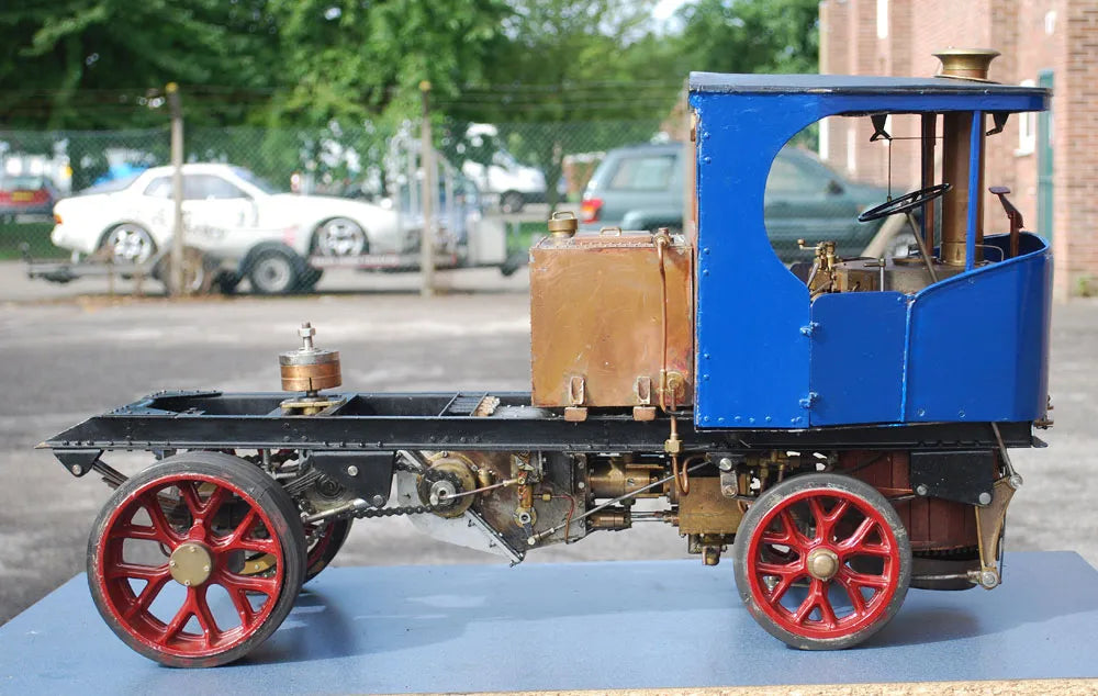 2 inch scale Clayton steam wagon