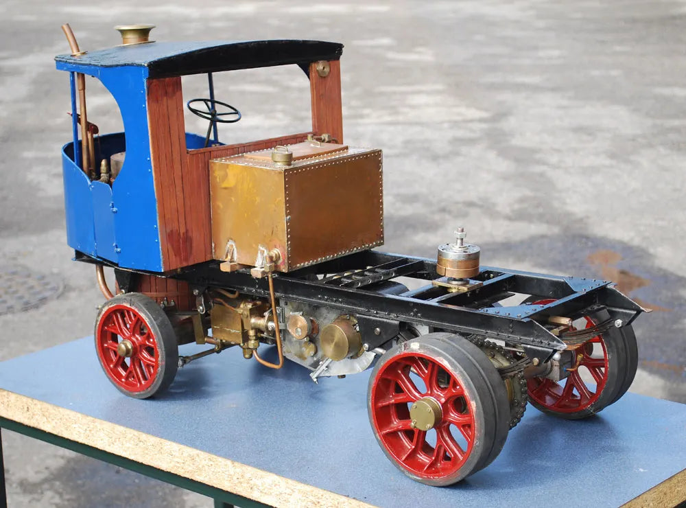 2 inch scale Clayton steam wagon