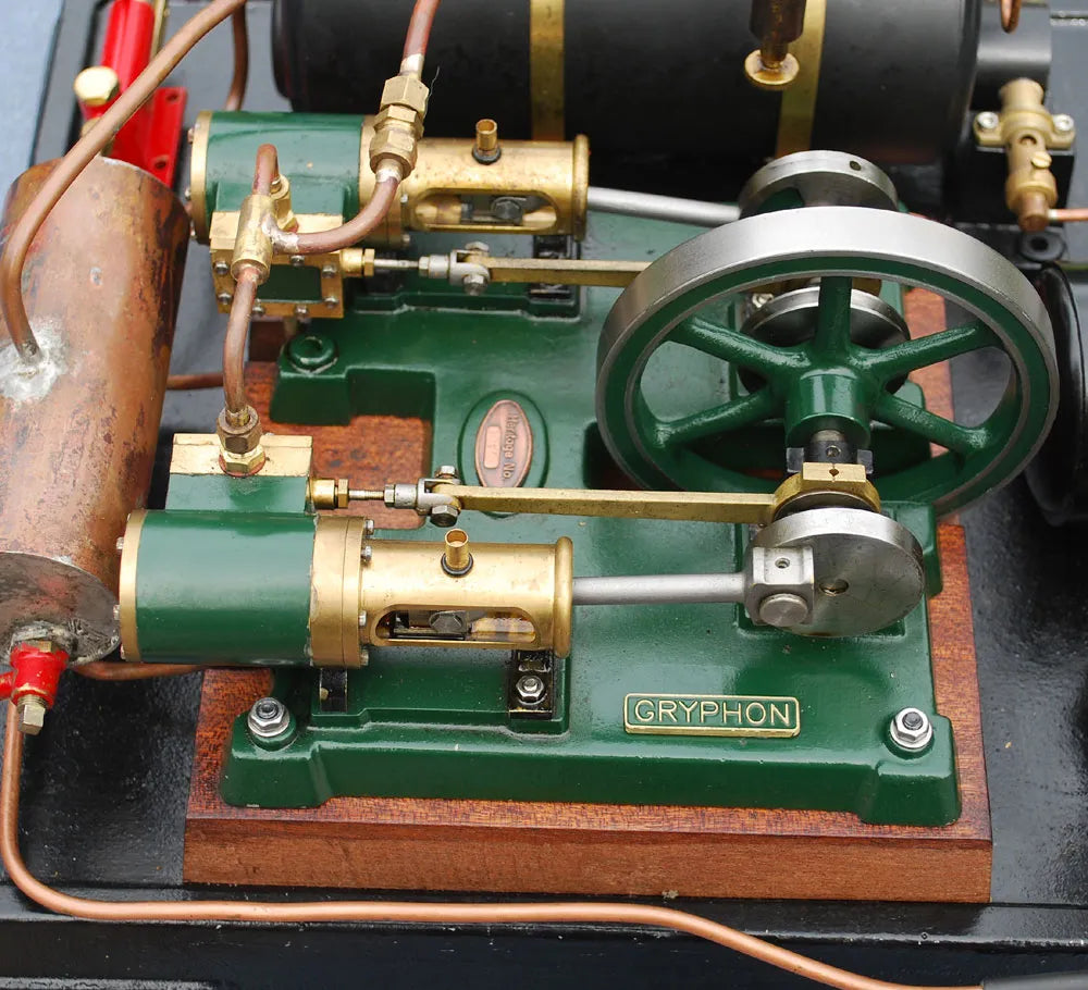 Cotswold "Gryphon" with horizontal boiler