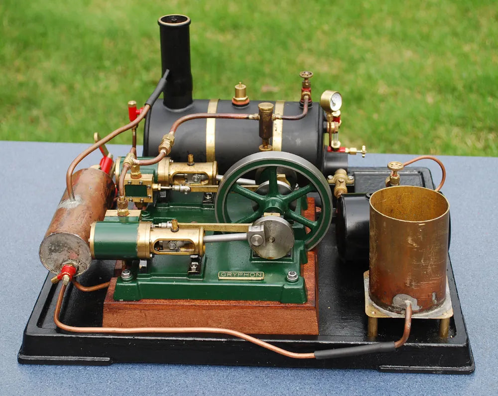Cotswold "Gryphon" with horizontal boiler