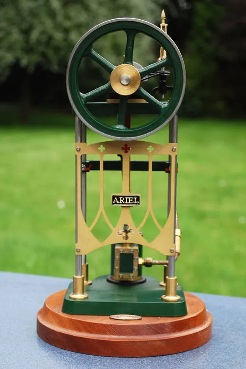 Cotswold "Ariel" vertical engine