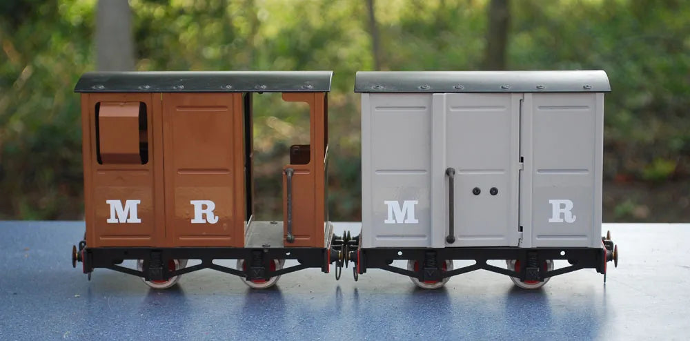 Mamod locomotive, trucks and track