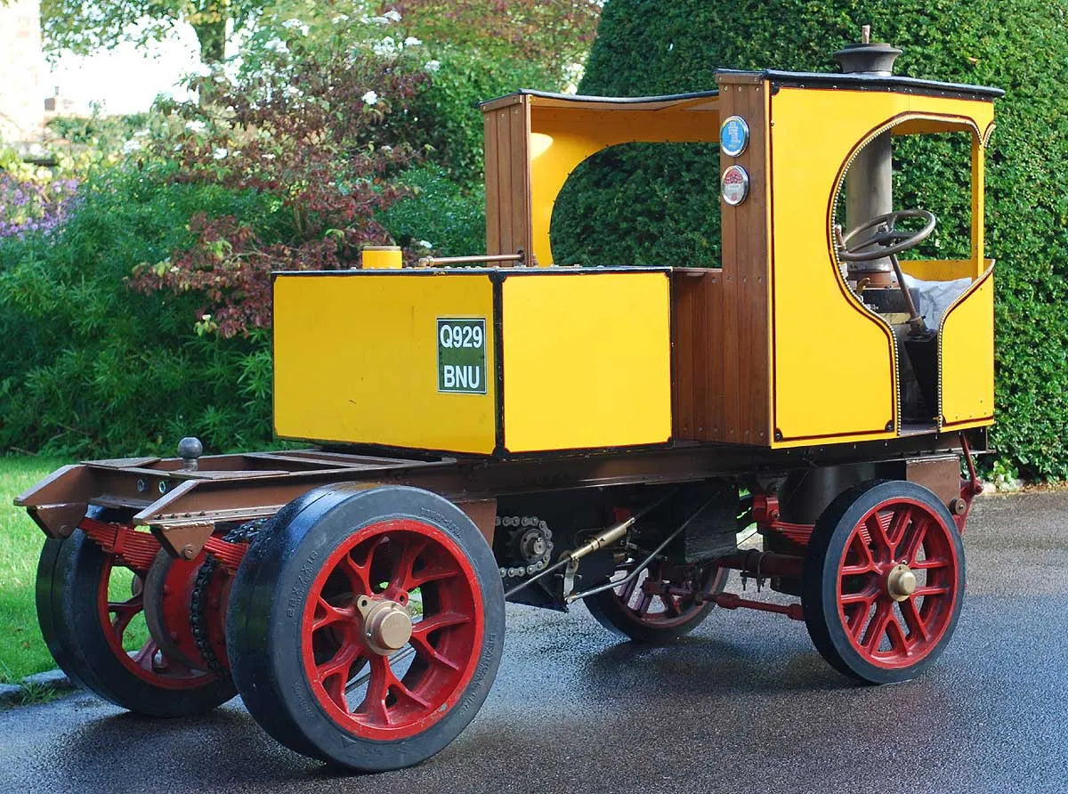 6 inch scale Clayton steam wagon